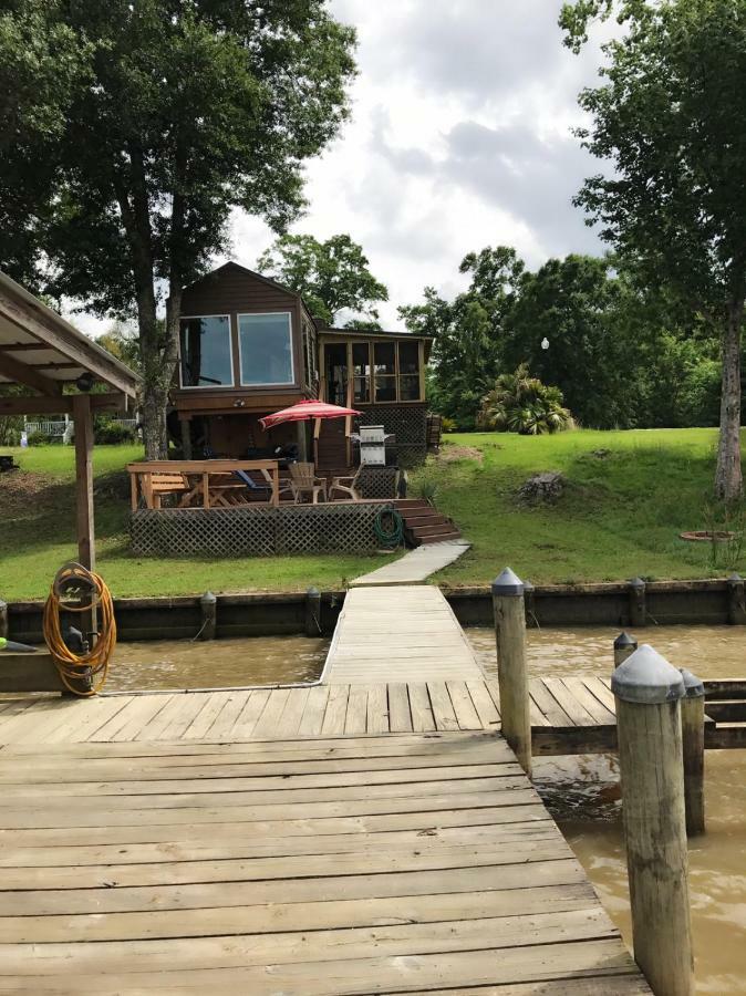 Cozy Cabin On The Bayou Maurepas Εξωτερικό φωτογραφία